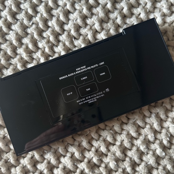 Il Makiage HIGH POINT FACE SHAPING PALETTE - Picture 4 of 7